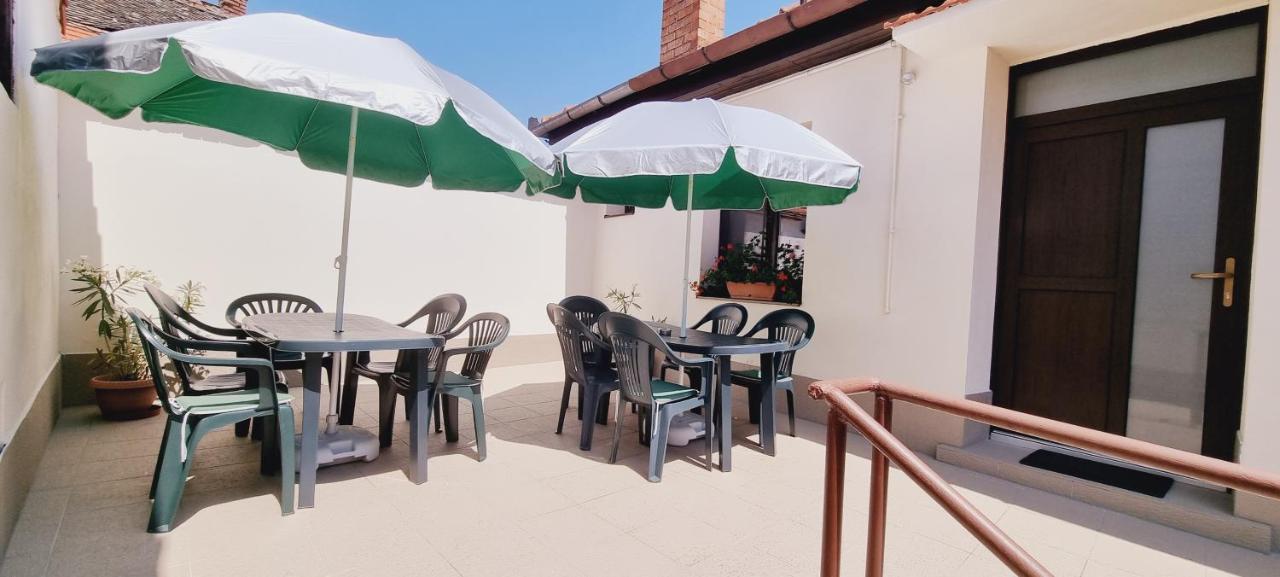 Lindenhaus Hotel Sibiu Exterior foto