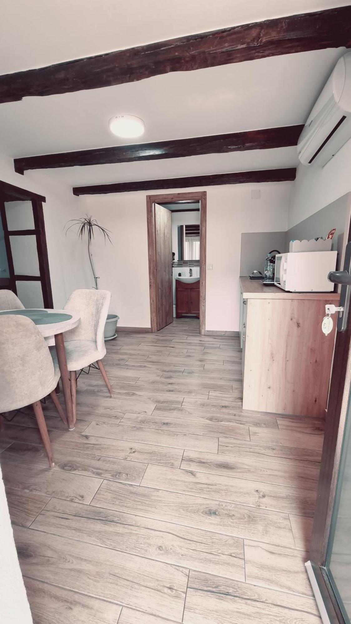 Lindenhaus Hotel Sibiu Quarto foto